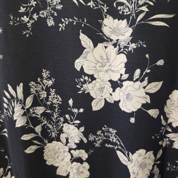 Sweet Rain Flower Blouse size L - Picture 6 of 6